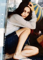 Nahá Mila Kunis. Fotka - 11